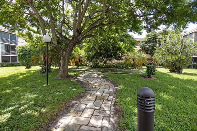 4500 N Federal Hwy 158G, Lighthouse Point, FL 33064