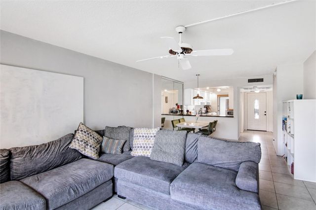 4500 N Federal Hwy 158G, Lighthouse Point, FL 33064