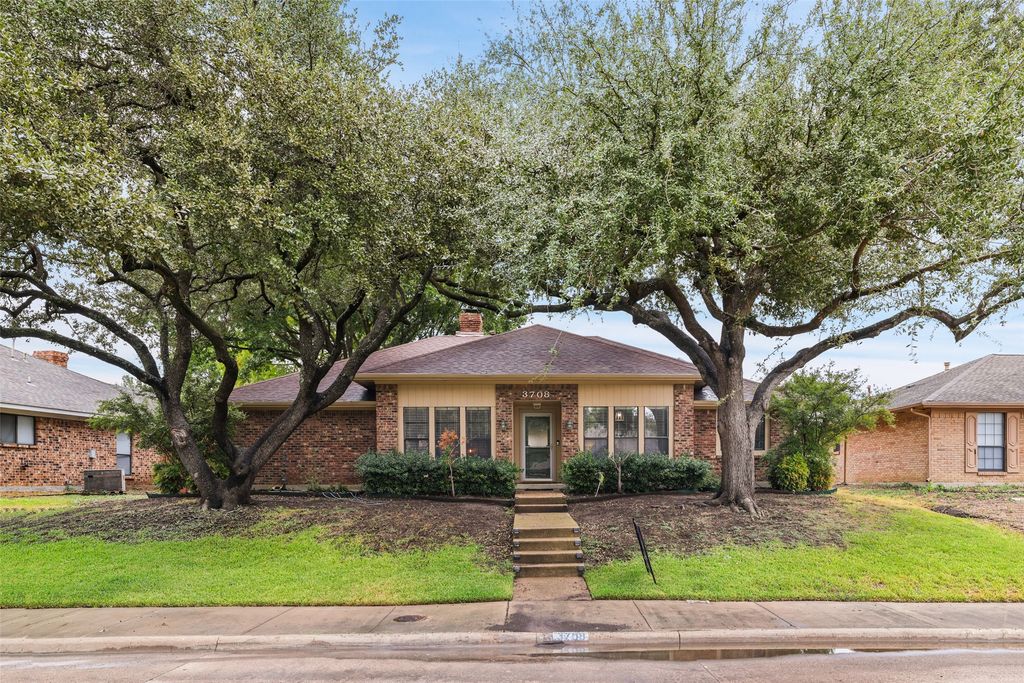 3708 Bishop Hill Drive, Carrollton, TX 75007 — photo 3