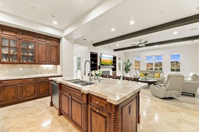 17253 Reflections Circle, San Diego, CA 92127
