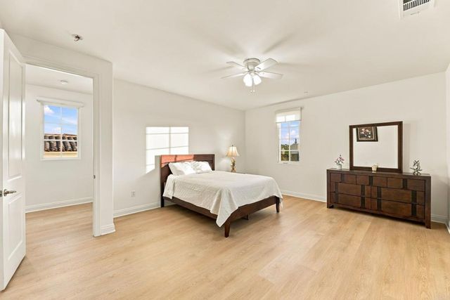 17253 Reflections Circle, San Diego, CA 92127