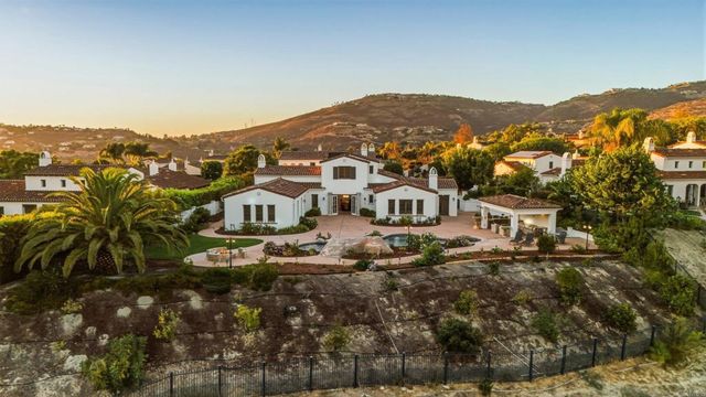 17253 Reflections Circle, San Diego, CA 92127