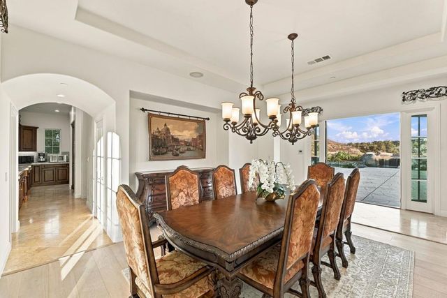 17253 Reflections Circle, San Diego, CA 92127