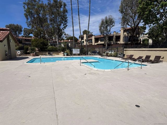 6966 Camino Revueltos, San Diego, CA 92111