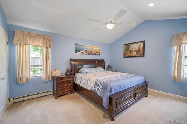 3 Iowa Avenue, Port Jefferson Station, NY 11776