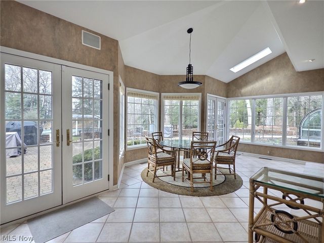 1160 Fox Hill Drive, Gates Mills, OH 44040