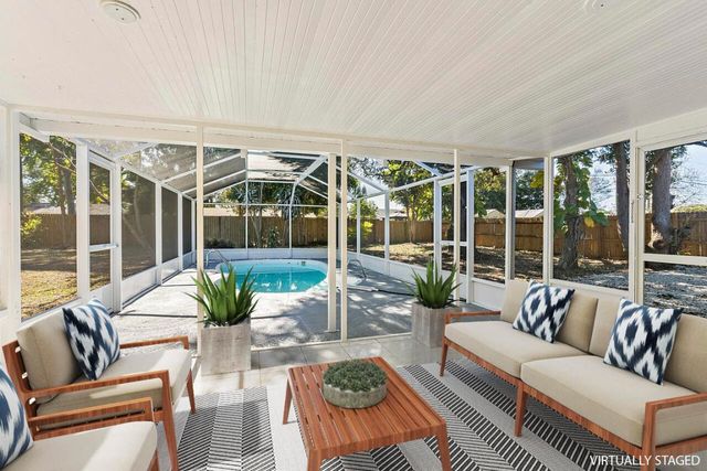 111 Alameda Avenue, Sebastian, FL 32958