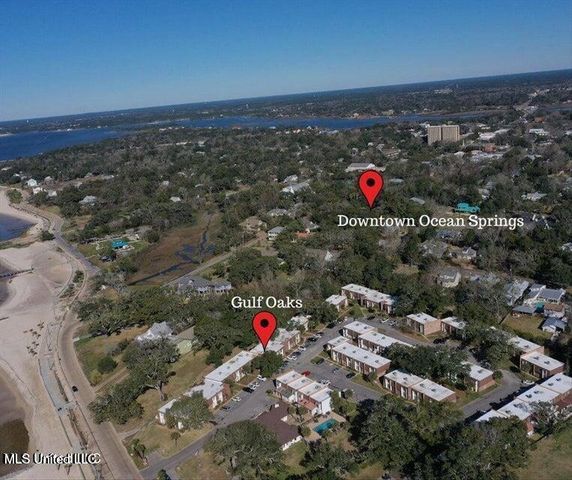 527 Front Beach Drive, 29, Ocean Springs, MS 39564