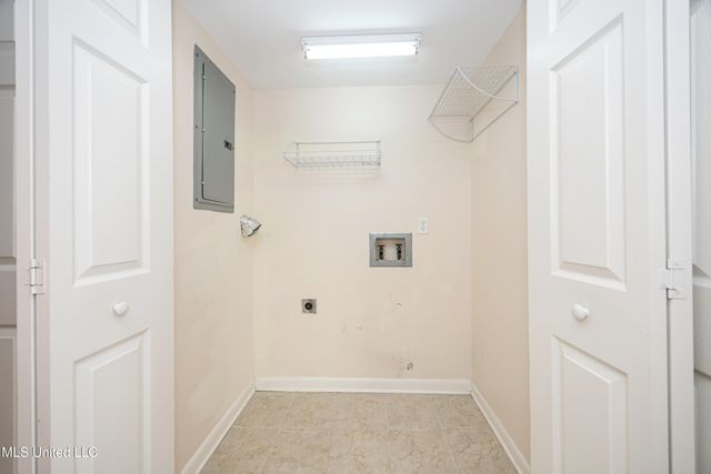 527 Front Beach Drive, 29, Ocean Springs, MS 39564