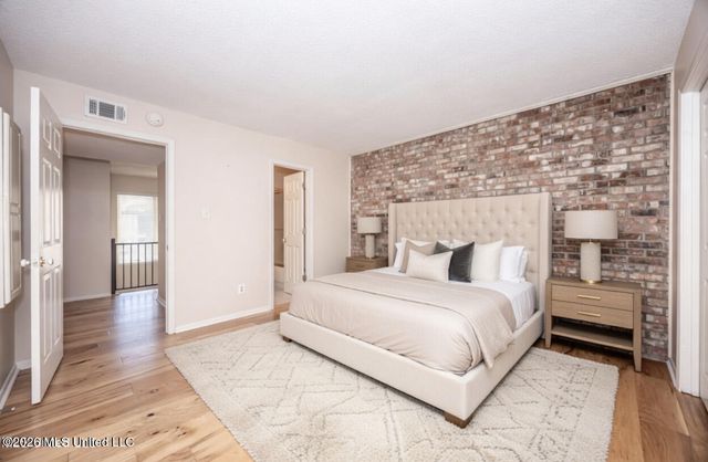 527 Front Beach Drive, 29, Ocean Springs, MS 39564