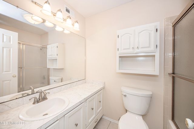 527 Front Beach Drive, 29, Ocean Springs, MS 39564