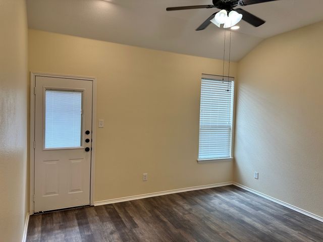 383 Orbit Drive, Lavon, TX 75166