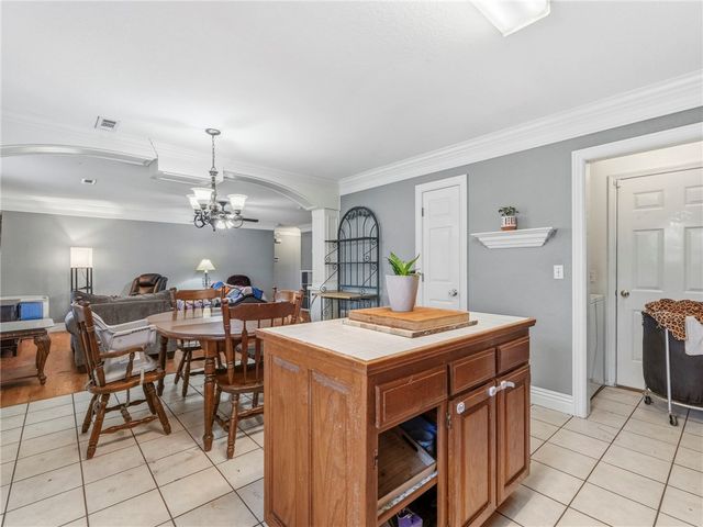 2701 W Easy Street, Rogers, AR 72756