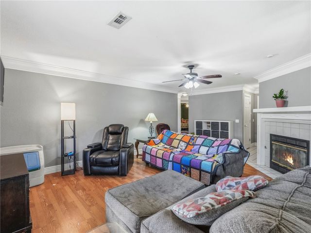 2701 W Easy Street, Rogers, AR 72756