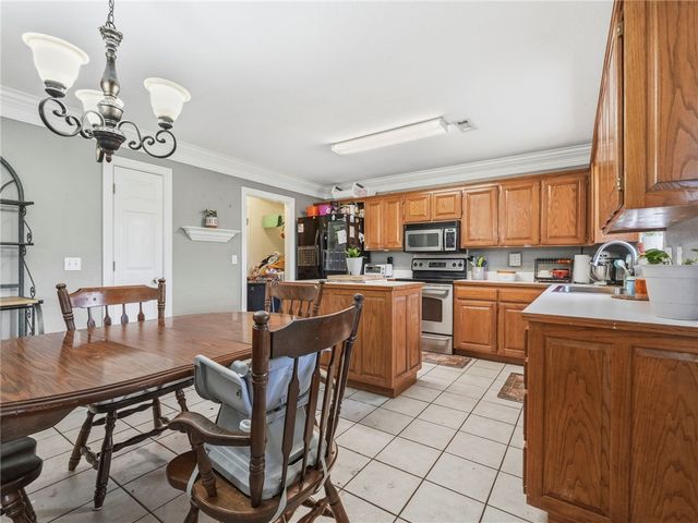 2701 W Easy Street, Rogers, AR 72756