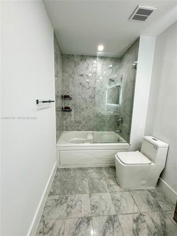 31 SE 5th Street 4214, Miami, FL 33131