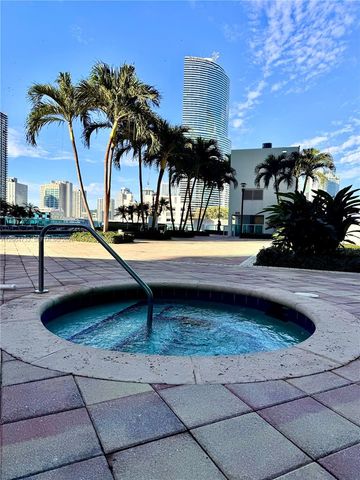 31 SE 5th Street 4214, Miami, FL 33131