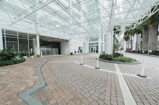 31 SE 5th Street 4214, Miami, FL 33131