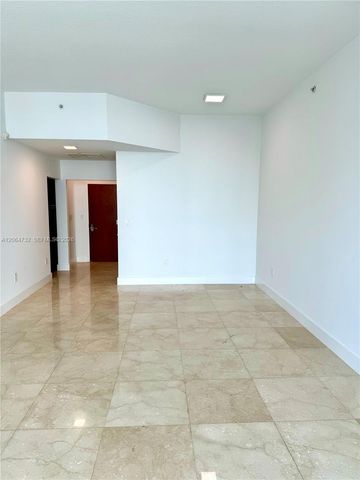 31 SE 5th Street 4214, Miami, FL 33131