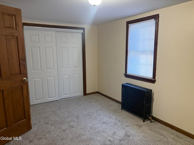 616 Kenwood Avenue, Bethlehem, NY 12054