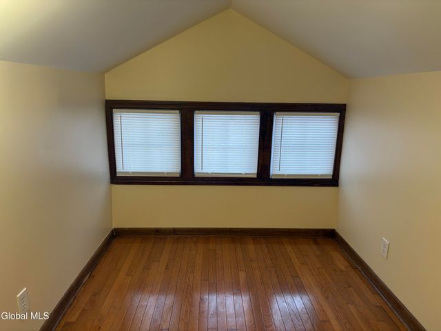 616 Kenwood Avenue, Bethlehem, NY 12054