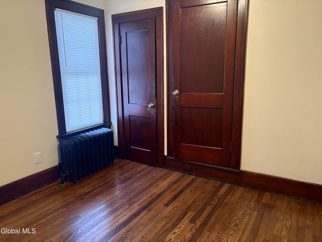 616 Kenwood Avenue, Bethlehem, NY 12054