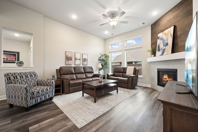 3936 Primrose Drive, Aubrey, TX 76227