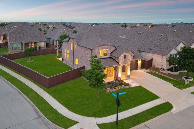 3936 Primrose Drive, Aubrey, TX 76227
