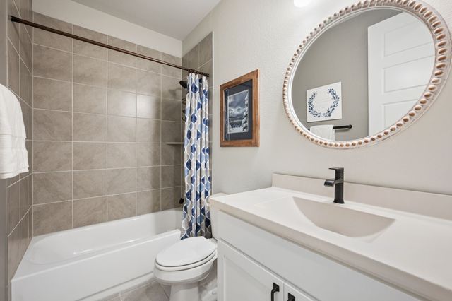 3936 Primrose Drive, Aubrey, TX 76227