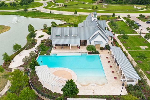3936 Primrose Drive, Aubrey, TX 76227