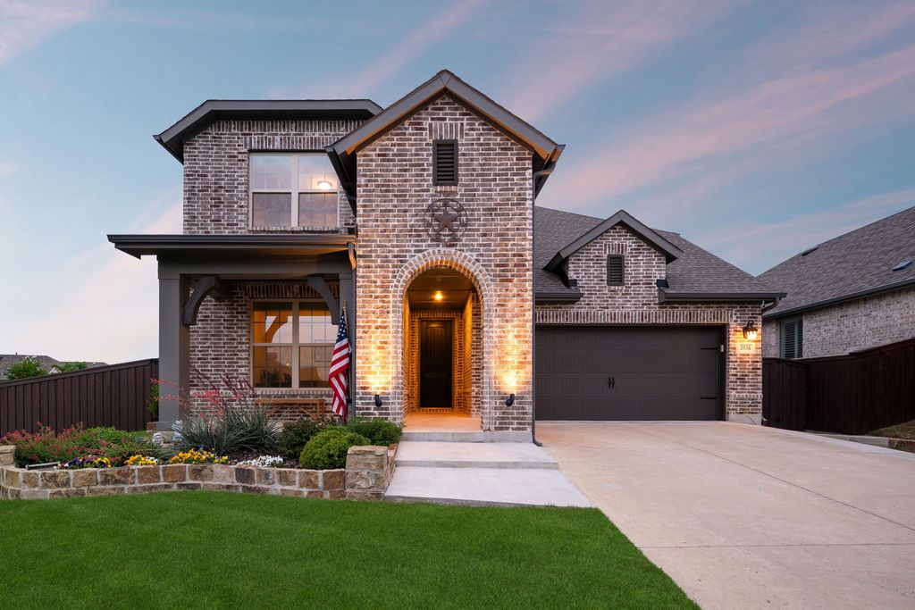 3936 Primrose Drive, Aubrey, TX 76227