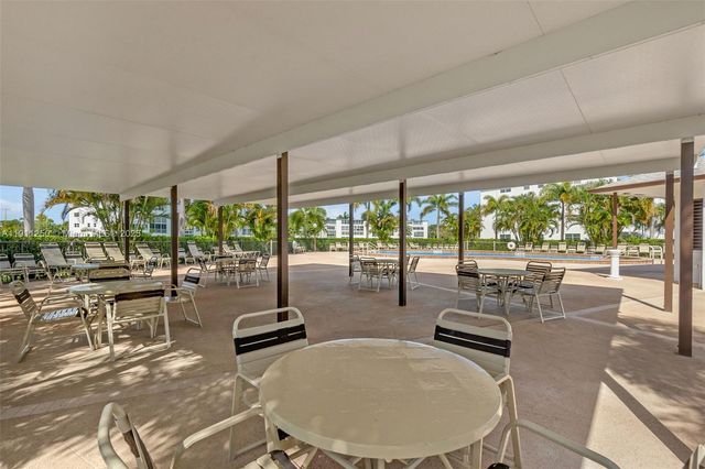 4025 Yarmouth B 4025, Boca Raton, FL 33434