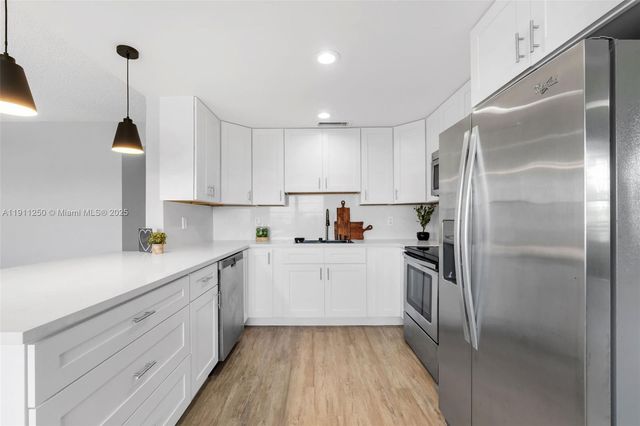 4025 Yarmouth B 4025, Boca Raton, FL 33434