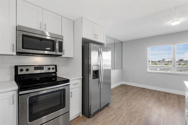 4025 Yarmouth B 4025, Boca Raton, FL 33434