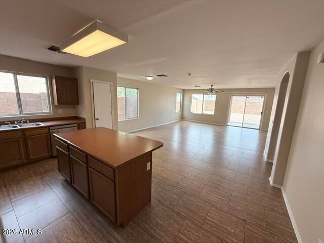 1932 W ALTA VISTA Road, Phoenix, AZ 85041