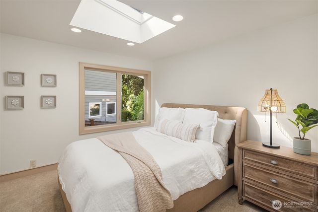 10250 SE 21st Street, Bellevue, WA 98004