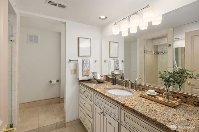 10250 SE 21st Street, Bellevue, WA 98004