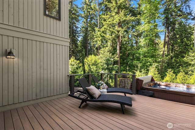 10250 SE 21st Street, Bellevue, WA 98004