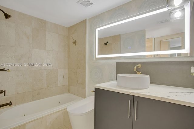 1528 Brickell Ave 211, Miami, FL 33129