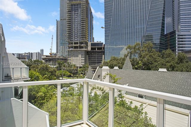 1528 Brickell Ave 211, Miami, FL 33129