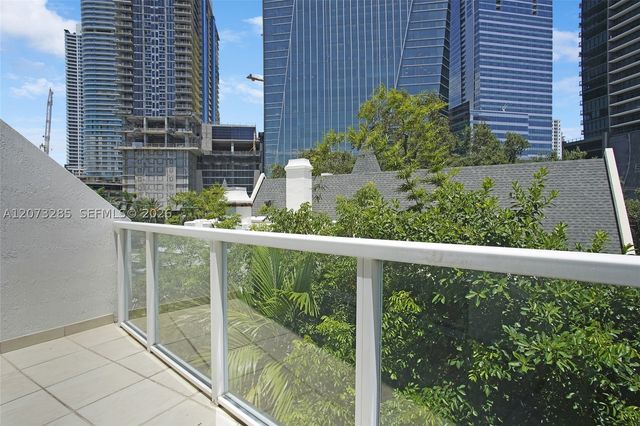1528 Brickell Ave 211, Miami, FL 33129