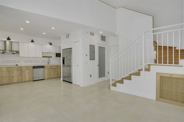 1528 Brickell Ave 211, Miami, FL 33129