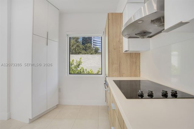 1528 Brickell Ave 211, Miami, FL 33129