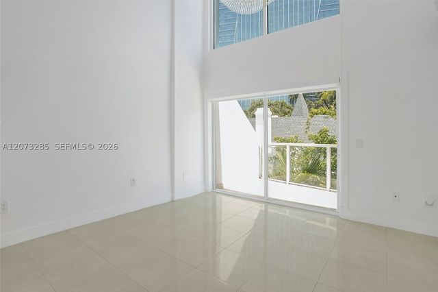 1528 Brickell Ave 211, Miami, FL 33129