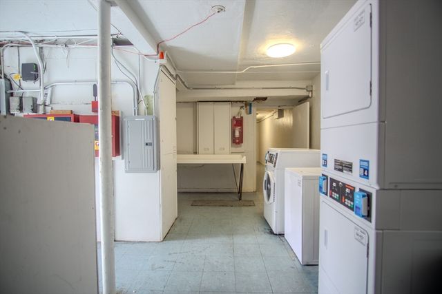 3 Tara Drive 4, Weymouth, MA 02188