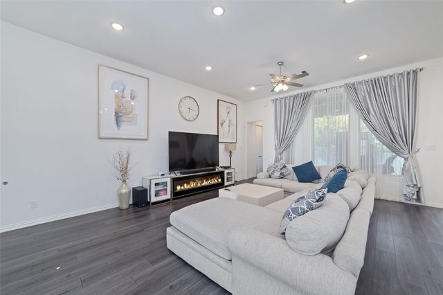 8515 Verona Falls Court, Richmond, TX 77407