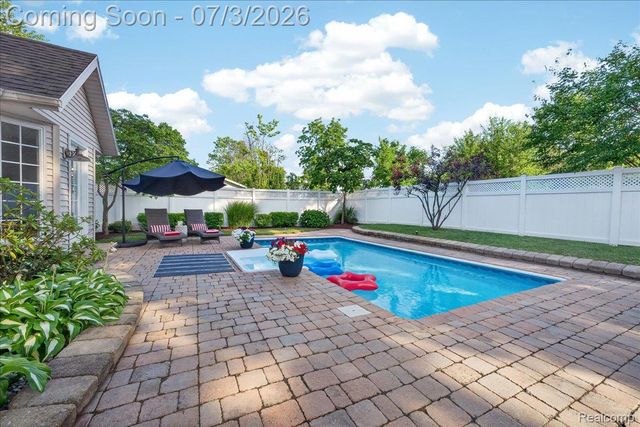 150 River Park Place, Dundee Village, MI 48131