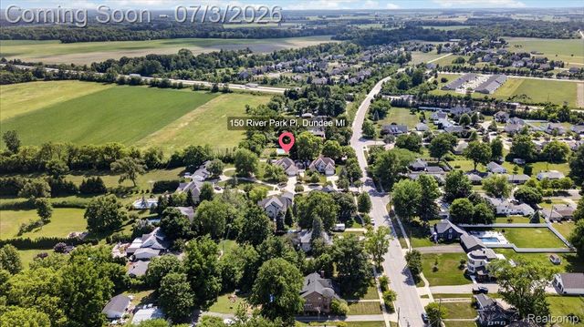 150 River Park Place, Dundee Village, MI 48131
