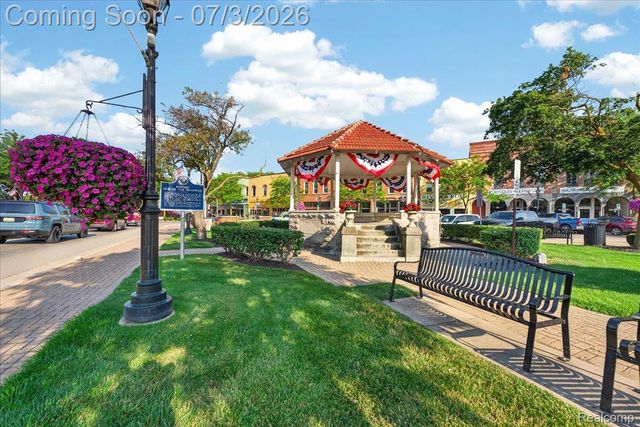 150 River Park Place, Dundee Village, MI 48131