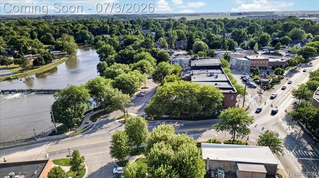 150 River Park Place, Dundee Village, MI 48131